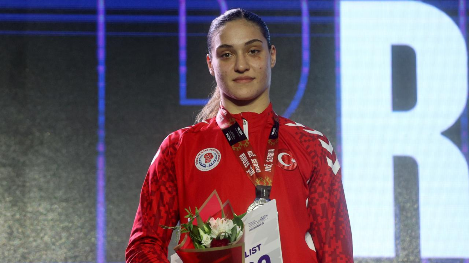 Milli boksör Büşra Işıldar, dünya ikincisi oldu